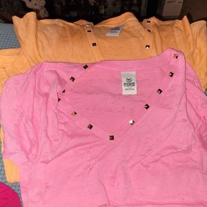 VS PINK & one AE tee size M LOT
